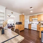 3Br Santa Monica Home, Ideal For Groups!